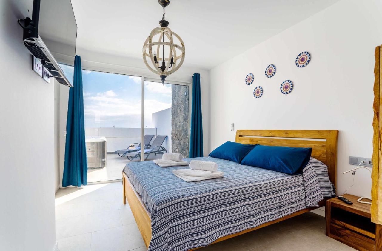 Monterey House Playa Blanca Villa Buitenkant foto