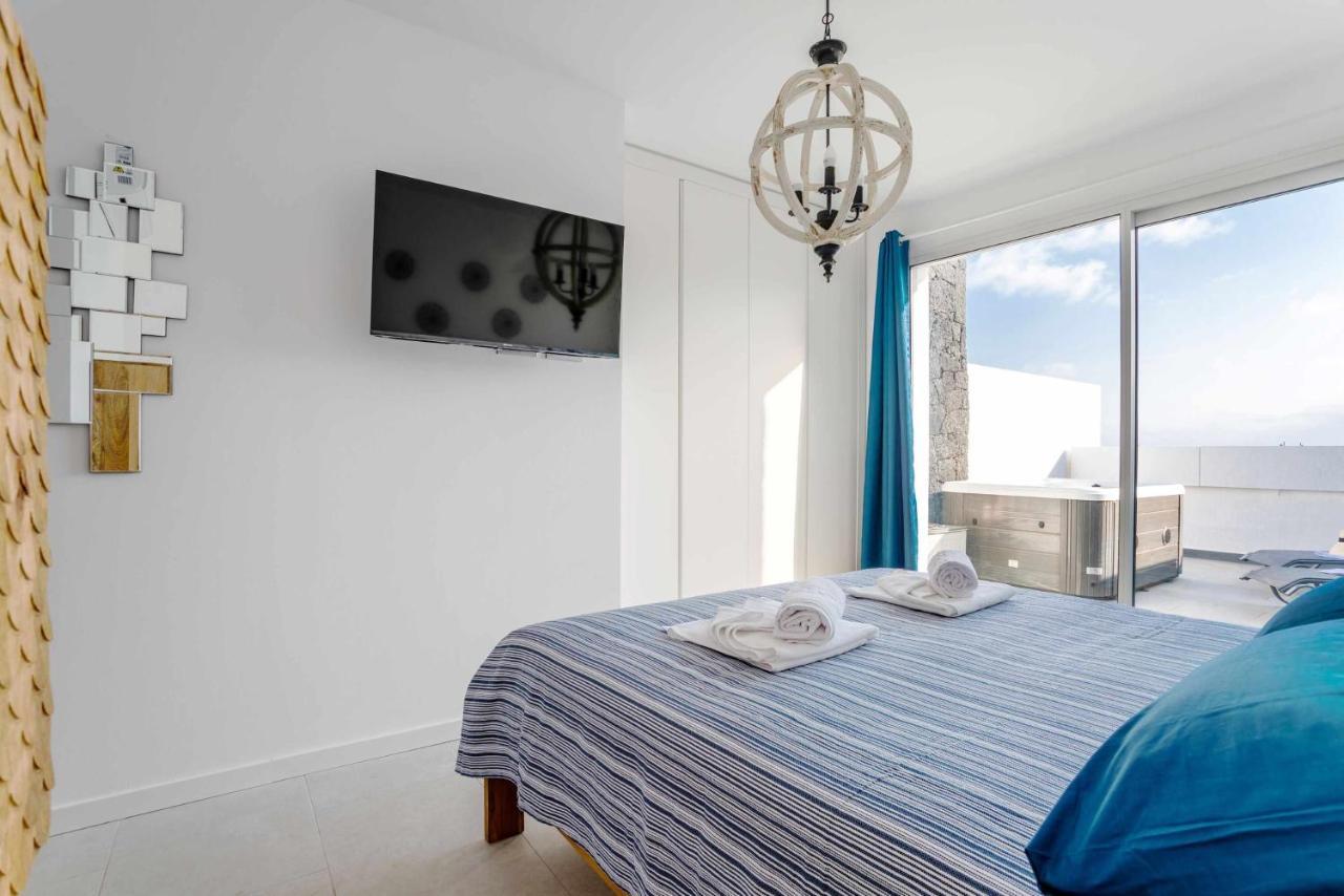 Monterey House Playa Blanca Villa Buitenkant foto